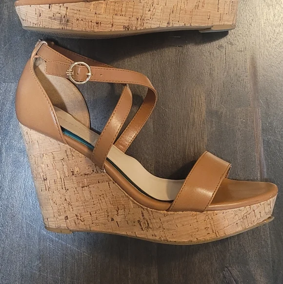 Tommy Hilfiger Brown Wedge Sandals With Cork Platform - Picture 5 of 14